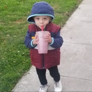 Meet your Posher, Leora